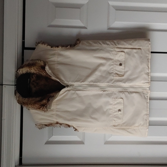 Fairweather Faux Fur Lined Reversible Vest L - Picture 1 of 7